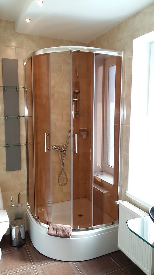 Henry Ford Mini Hotel Odessza Kültér fotó