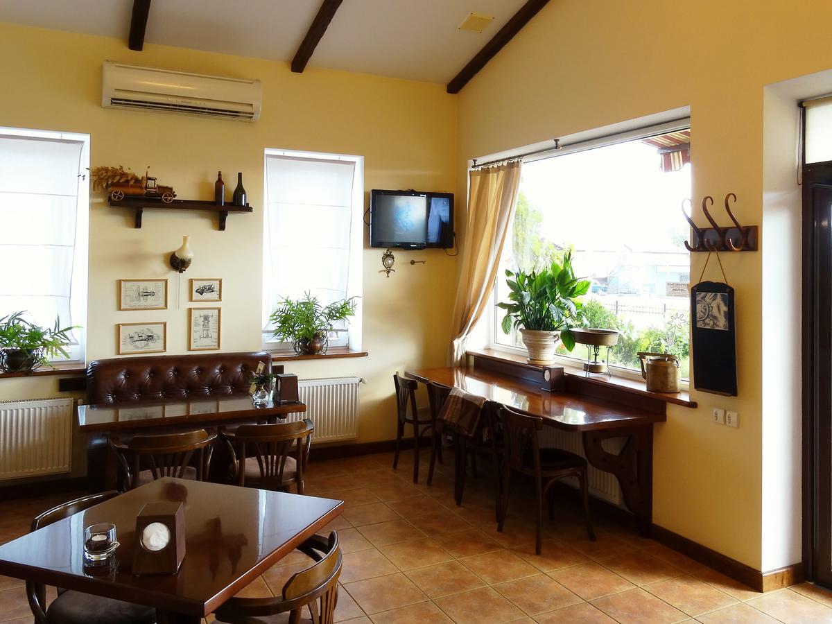 Henry Ford Mini Hotel Odessza Kültér fotó