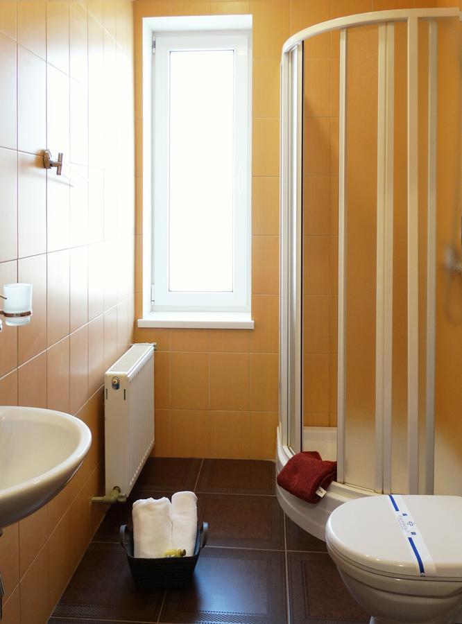 Henry Ford Mini Hotel Odessza Kültér fotó
