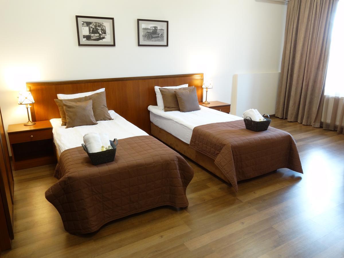 Henry Ford Mini Hotel Odessza Kültér fotó
