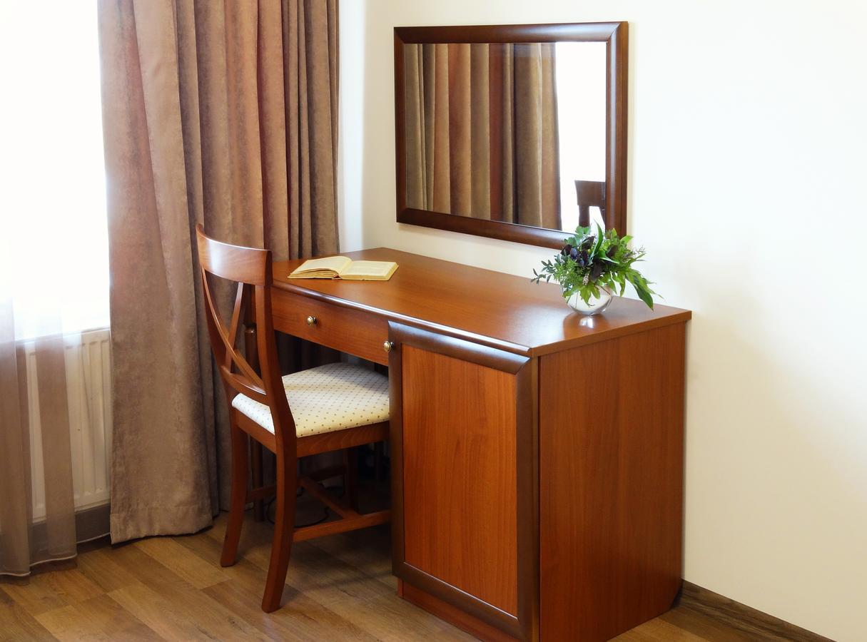 Henry Ford Mini Hotel Odessza Kültér fotó